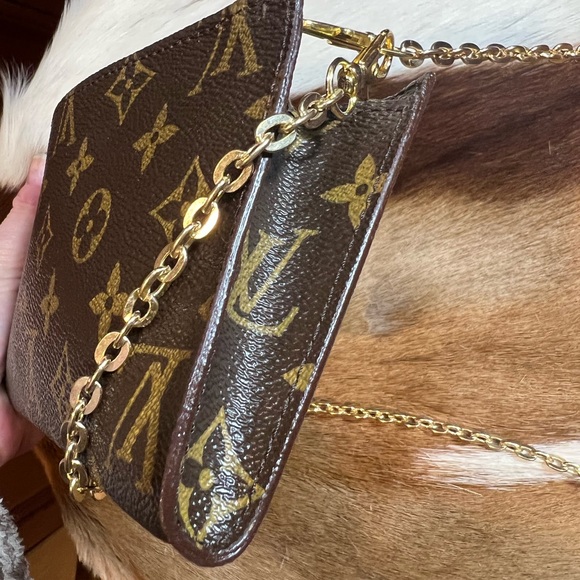 🚫SOLD🚫 LV Pouch Gm💥Sharp Super Attractive Trendy Stylish💥w/accessories7.85” - Picture 10 of 16